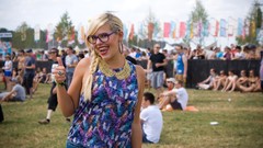 Blondes Eline De Munck