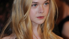 Blondes elle fanning long neck