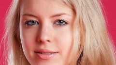 Blondes headshots Xana