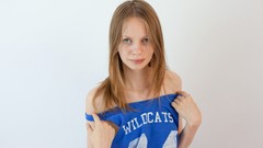 Blondes redheads skinny nude Gloria spread pussies