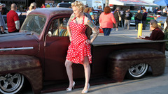 Blondes tattoos woman dress