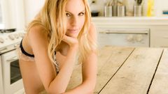 Blondes topless brown eyes