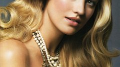 Blondes TV woman Actress