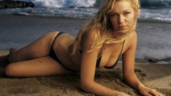 Blondes woman Actress Laura