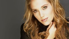 Blondes woman Actress long