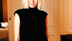 Blondes woman Actress Naomi