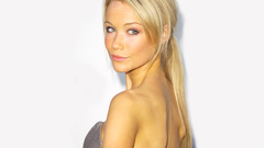 Blondes woman back Actress