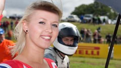 Blondes woman biker Grid