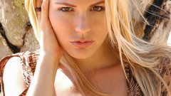 Blondes woman bikini FTVGirls