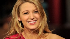 Blondes woman blake lively