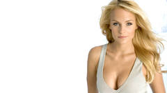 Blondes woman blue eyes