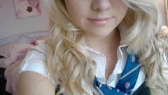 Blondes woman blue eyes