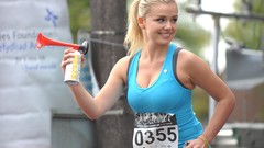 Blondes woman cleavage horns