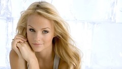 Blondes woman close-up blue