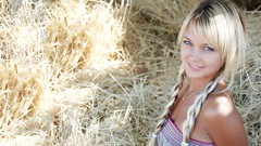 Blondes woman close-up blue