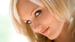 Blondes woman close-up Hanna
