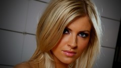 Blondes woman close-up Sam