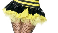 Blondes woman cosplay bumblebee