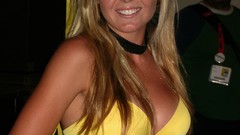 Blondes woman cosplay Pikachu