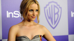 Blondes woman dianna agron