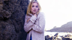 Blondes woman elisha cuthbert