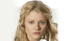 Blondes woman Emilie de