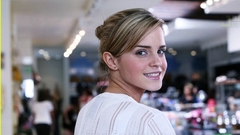 Blondes woman emma watson