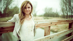 Blondes woman fences girls