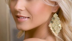 Blondes woman Jana Cova