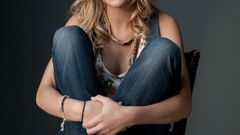 Blondes woman jeans britt