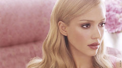 Blondes woman Jessica Alba