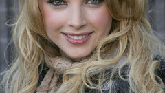 Blondes woman long hair