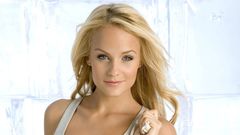 Blondes woman Mirjam Weichselbraun