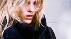 Blondes woman models fashion