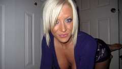 Blondes woman Monroe Lee