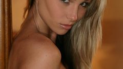 Blondes woman smiling Denisa