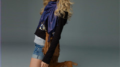 Blondes woman taylor swift