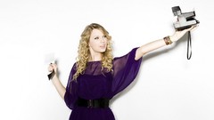 Blondes woman taylor swift