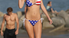 Blondes woman water sand