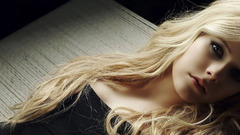 Blondes Women avril lavigne