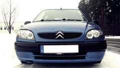 Blue Auto cars Citroen Saxo