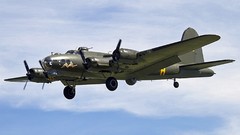 Bomber Boeing airplanes flying fortress b17