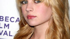 Britt robertson woman blondes