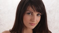 Brunettes bangs Cynthia