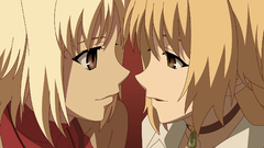 Brunettes blondes Canaan collar