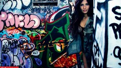 Brunettes bunker Shay Maria