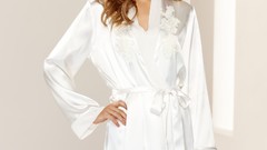 Brunettes models Roos van Montfort