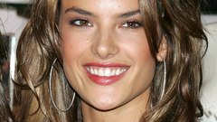 Brunettes woman alessandra ambrosio