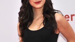 Brunettes woman brown eyes