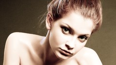 Brunettes woman desaturated Indiana